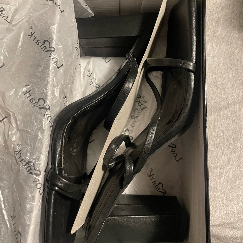 Strappy heel